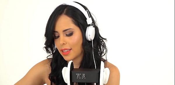  Veronica Flores ASMR 1